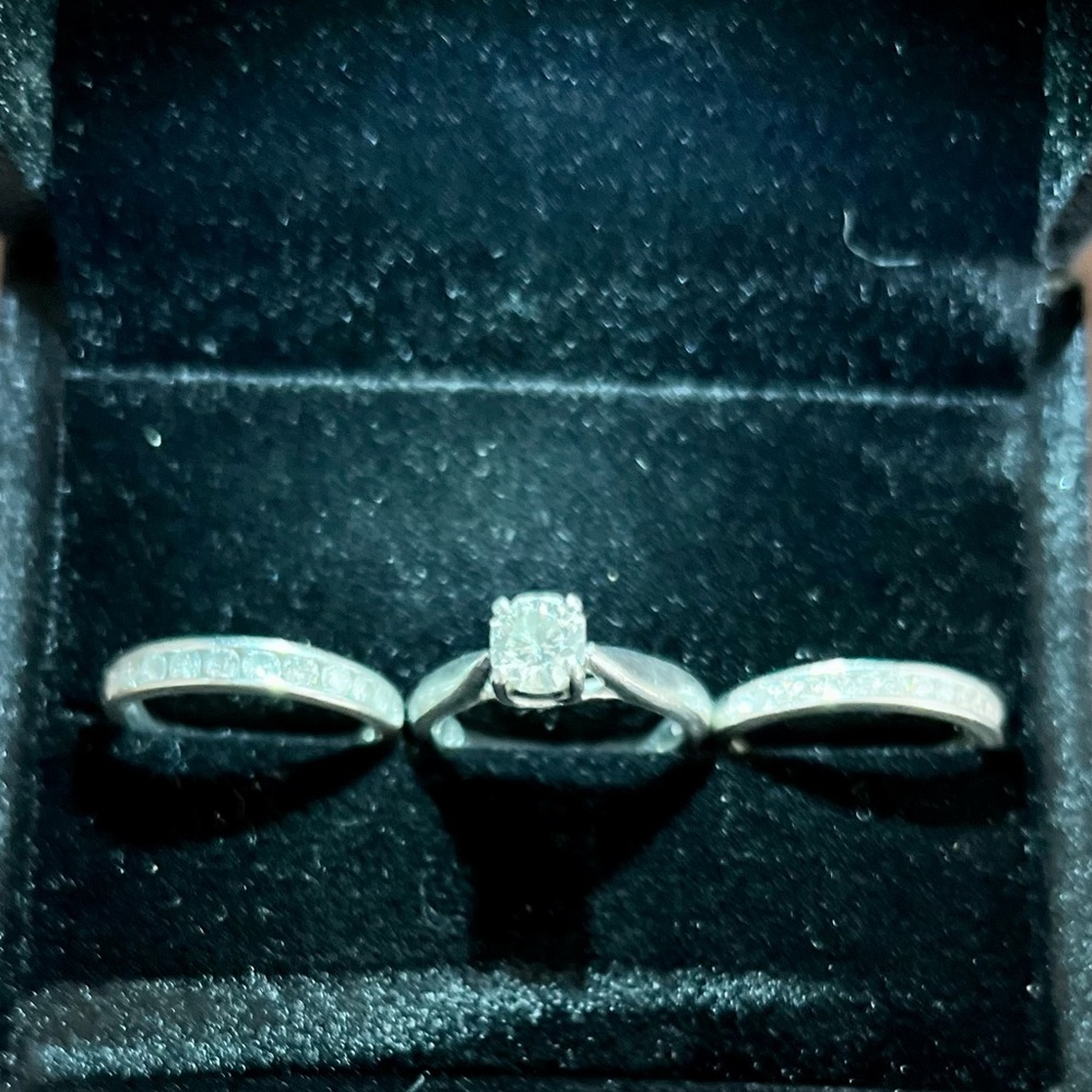 Zales “Octillion” Diamond Engagement Ring Set in Platinum